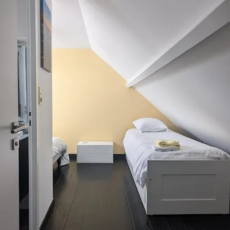 Duplex Terrasse Place Du Marche 아파트 *