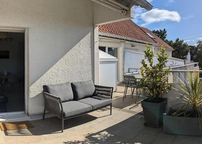 Duplex Terrasse Place Du Marche * La Baule
